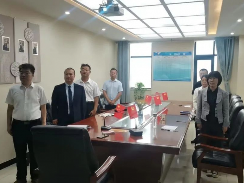 河南毅刚律师事务所举办新执业律师授证仪式、执业基金颁发仪式